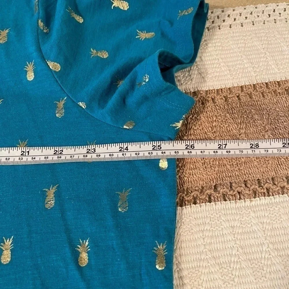 LANEBRYANT teal shirt with gold pineapple print throughout. - Picture 5 of 8